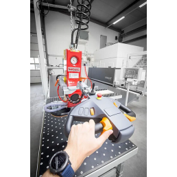 VACUUM FOR WOODEN PANELS UWL3S WITH TILT & CHAIN HOIST FOR LIFTING UP TO 150KG