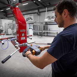 VACUUM FOR LIFTING AND MOVING DOOR LEAVES WITH TILT UWL5 FOR 250KG UP TO 2M