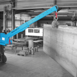 BAUER EXTENDABLE CRANE ARM TELESCOPIC LOADER FOR FORKLIFTS KTH - 2500KG