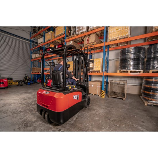 ELECTRIC FORKLIFT CPD15/18/20TV8 MAX-8 - 1500KG UP TO 2000ΚG UP TO 6000ΜΜ STROKE ELECTRIC FORKLIFT CPD15/18/20TV8 MAX-8 - 1500KG UP TO 2000ΚG UP TO 6000ΜΜ STROKE - Kapountalis