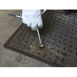 ITALIFTERS T3 PolyTool | Multi-Tool for Opening Manhole Covers
