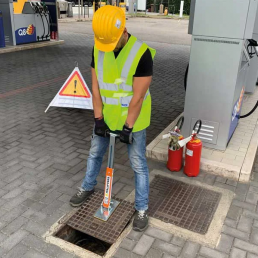 ITALIFTERS CL10 ATEX | Magnetic manhole cover lifter | 380 kg