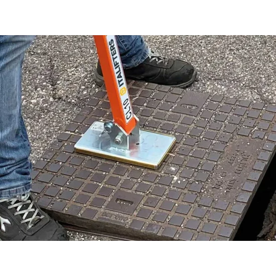 ITALIFTERS CL10 ATEX | Magnetic manhole cover lifter | 380 kg - Kapountalis