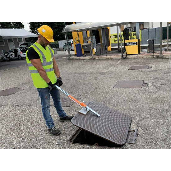ITALIFTERS CL11 ATEX | Magnetic manhole cover lifter | 400 kg ITALIFTERS CL11 ATEX | Magnetic manhole cover lifter | 400 kg - Kapountalis