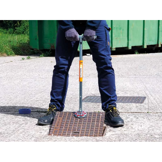 ITALIFTERS XT1 NANO ERGO | Magnetic manhole cover lifter | 230 kg ITALIFTERS XT1 NANO ERGO | Magnetic manhole cover lifter | 230 kg - Kapountalis
