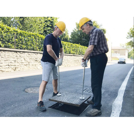 ITALIFTERS XT1 NANO | Magnetic manhole cover lifter | 230 kg ITALIFTERS XT1 NANO | Magnetic manhole cover lifter | 230 kg - Kapountalis