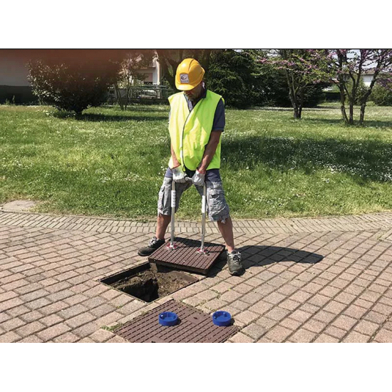 ITALIFTERS XT2 | Magnetic manhole cover lifter | 460 kg ITALIFTERS XT2 | Magnetic manhole cover lifter | 460 kg - Kapountalis