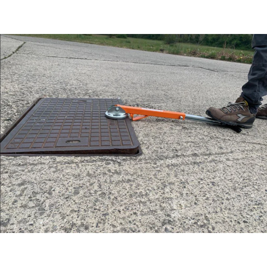 ITALIFTERS XT4 Nano | Magnetic manhole cover lifter | 300 kg ITALIFTERS XT4 Nano | Magnetic manhole cover lifter | 300 kg - Kapountalis