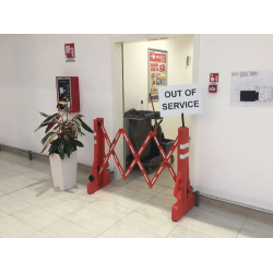 ITALIFTERS FLEXXI | Extendable High Visibility Plastic Safety Barrier ITALIFTERS FLEXXI | Extendable High Visibility Plastic Safety Barrier