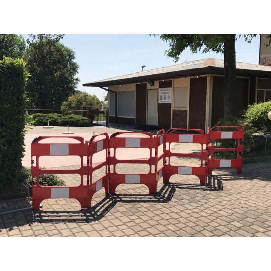 ITALIFTERS SAFEGATE | Safety Plastic Gate with Square or Linear Closure ITALIFTERS SAFEGATE | Safety Plastic Gate with Square or Linear Closure - Kapountalis
