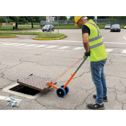 ITALIFTERS APS80 | Wheeled lifting lever for manhole covers | 600 kg ITALIFTERS APS80 | Wheeled lifting lever for manhole covers | 600 kg