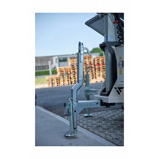 ITALTOWER SOLAR LIGHTING TOWER WITH MANUAL LIFTING SYSTEM FULL SOLAR UP TO 7M - ILLUMATED AREA UP TO 3000 SQM ITALTOWER SOLAR LIGHTING TOWER WITH MANUAL LIFTING SYSTEM FULL SOLAR UP TO 7M - ILLUMATED AREA UP TO 3000 SQM - Kapountalis