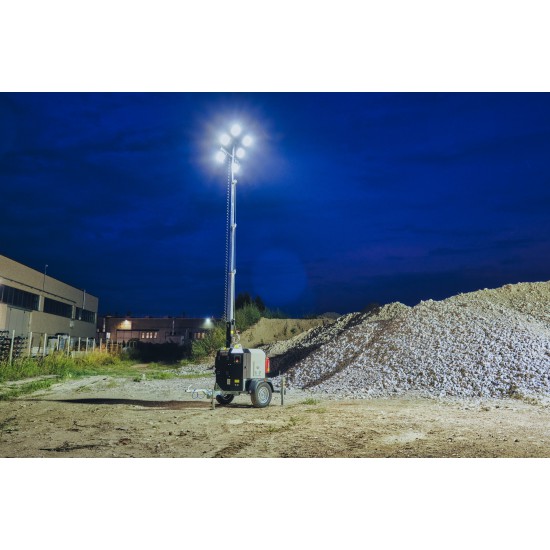 ITALTOWER LIGHTING TOWER WITH POWER GENERATOR & MANUAL LIFTING SYSTEM MANTIS PRO UP TO 7M ILLUMINATED AREA 7000SQM - Kapountalis