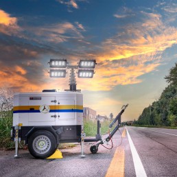 ITALTOWER LIGHTING TOWER WITH POWER GENERATOR & HYDRAULIC LIFTING SYSTEM POLAR UP TO 8.5M ILLUMINATED AREA 9300SQM