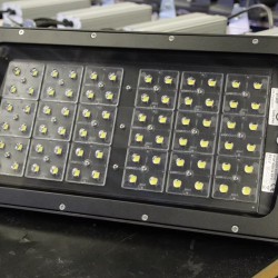 ITALTOWER LIGHTING TOWER WITH MANUAL LIFTING SYSTEM STREET PLUG-IN UP TO 5.5M - ILLUMATED AREA UP TO 4700 SQM
