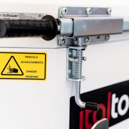 ITALTOWER LIGHTING TOWER WITH MANUAL LIFTING SYSTEM TOWERLOOP UP TO 7M - ILLUMATED AREA UP TO 4700 SQM