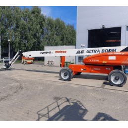 Telescopic Self-Propelled Boom Lift Diesel JLG 1350SJP up to 43.2m - 230kg (MOD 2014) | Available for rental
