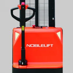ELECTRIC STACKER PSE 10-L-C 1000KG - UP TO 2000MM LIFTING STROKE ELECTRIC STACKER PSE 10-L-C 1000KG - UP TO 2000MM LIFTING STROKE
