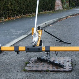 Probst SDH-H | Hydraulic Manhole Cover Lifter
