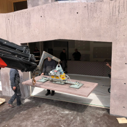 ΒΕΝΤΟΥΖΑ ΑΝΥΨΩΣΗΣ ΓΙΑ ΤΟΠΟΘΕΤΗΣΗ  ΠΛΑΚΩΝ ΣΚΥΡΟΔΕΜΑΤΟΣ & ΠΕΤΡΑΣ (με μπαταριες )RIGHETTI M3B ΈΩΣ 1500KG