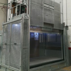 SAECLIMBER - Construction Hoists E15 - 200M 2000KG