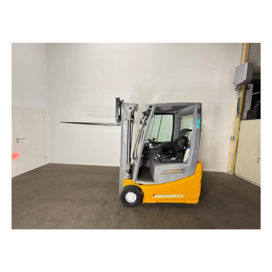JUNGHEINRICH ΜΕΤΑΧΕΙΡΙΣΜΕΝΟ ΗΛΕΚΤΡΙΚΟ ΚΛΑΡΚ EFG213 1.300kg (2017) Triplex BH 205cm 3.Valve - Kapountalis