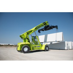  Reach stacker Model RSUP 45-6P5