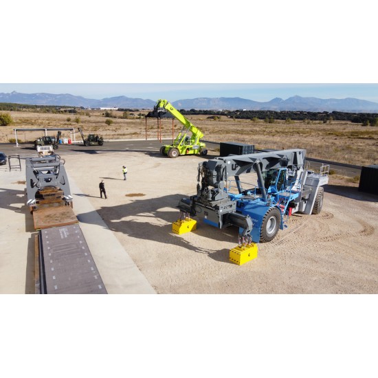 Reach stacker Model RSUP-100-75-SHR specially designed for handling slabs from the rolling mill up to 110 ton! Reach stacker Model RSUP-100-75-SHR specially designed for handling slabs from the rolling mill up to 110 ton! - Kapountalis