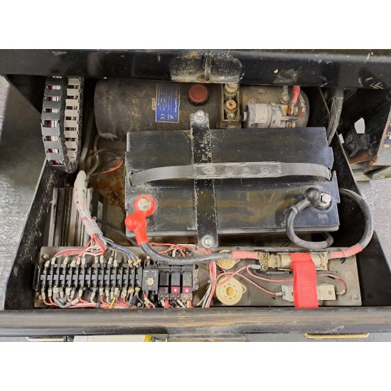 BOSS USED SCISSOR WORKING PLATFORMS X SERIES - 4.55Μ 240KG BOSS USED SCISSOR WORKING PLATFORMS X SERIES - 4.55Μ 240KG - Kapountalis