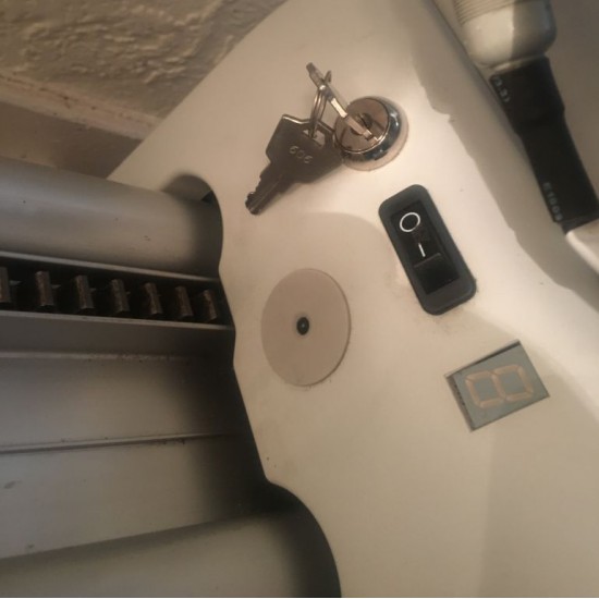 ACORN STAIRLIFT FOR DISABLED 120 STAIRLIFT ACORN STAIRLIFT FOR DISABLED 120 STAIRLIFT - Kapountalis
