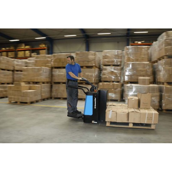 full Electric pallet truck WITH PASSENGER PLATFORM E-20PL-AC full Electric pallet truck WITH PASSENGER PLATFORM E-20PL-AC - Kapountalis